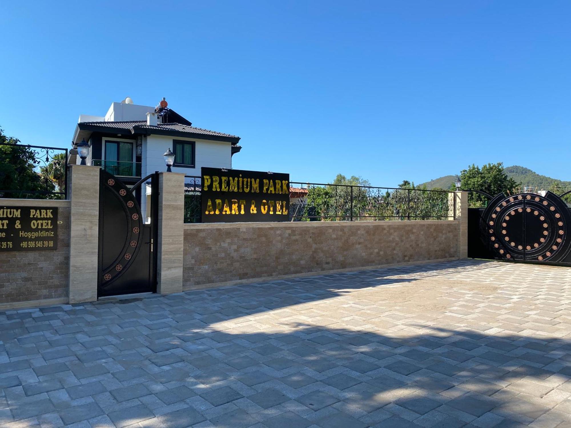 Premium Park Aparthotel *